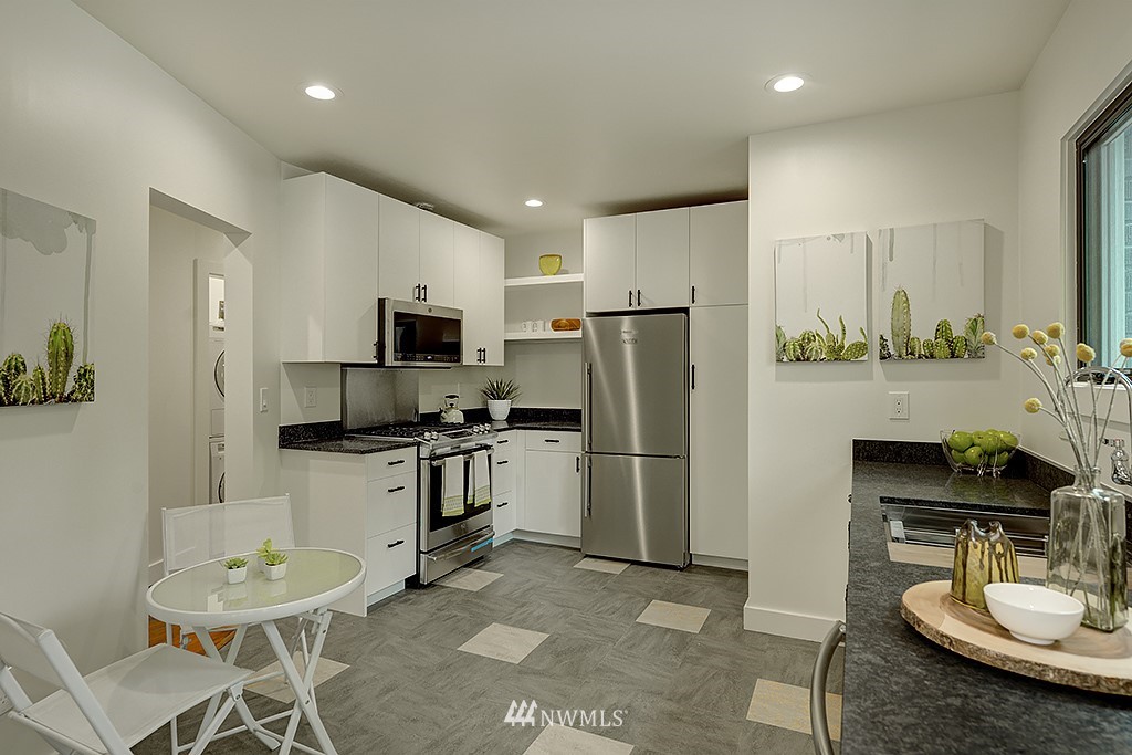 3301 York Road South, Unit 5 Seattle, WA 98144 - Photo 4 of 18 Gallery Image 4