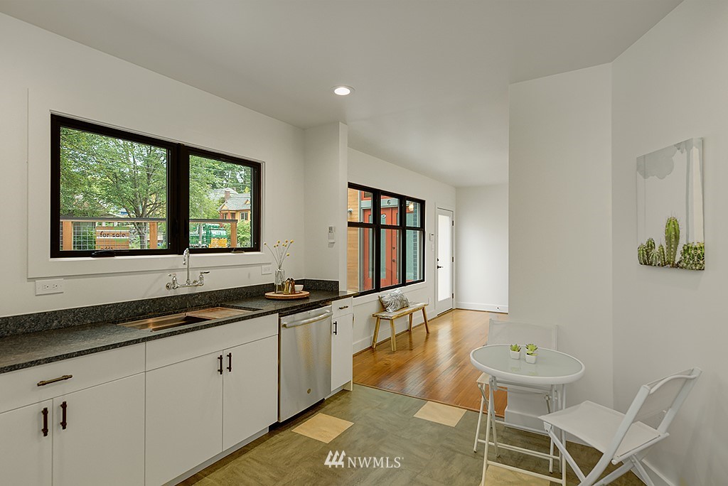 3301 York Road South, Unit 5 Seattle, WA 98144 - Photo 7 of 18 Gallery Image 7