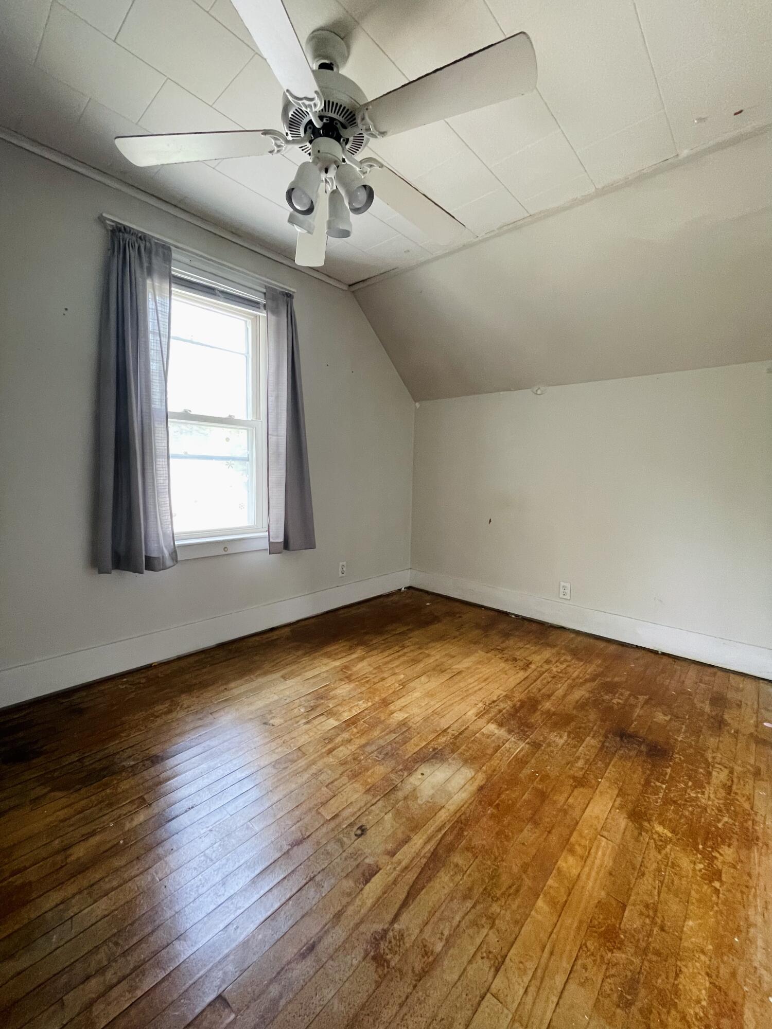 112 Bates Street Millinocket, ME 04462 - Photo 22 of 44 D330750E-9F15-4B1F-9423-9B78B35A98D7