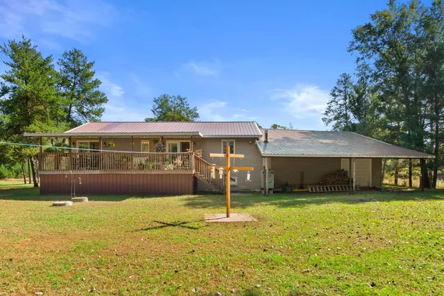 $349,900 | 859 6th Avenue, Hancock, WI 54943