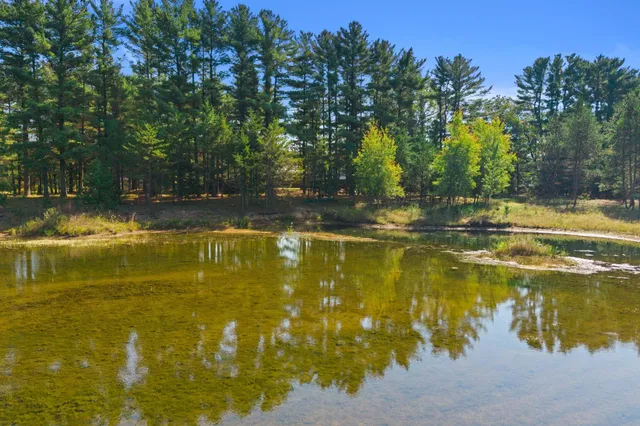 $349,900 | 859 6th Avenue, Hancock, WI 54943