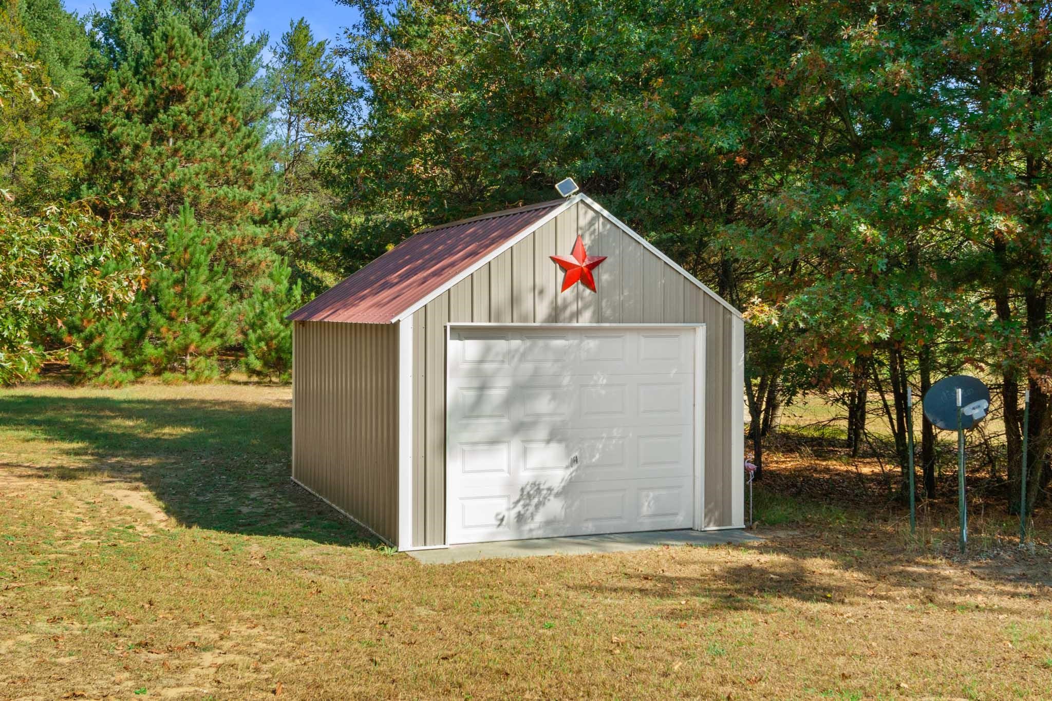 859 6th Avenue Hancock, WI 54943 - Photo 35 of 38