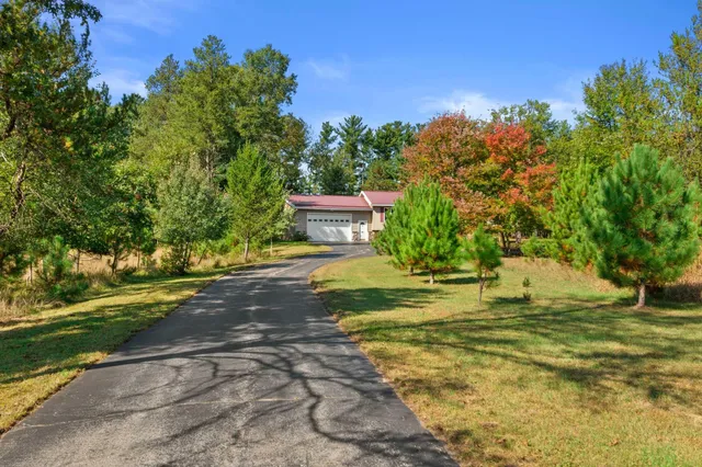 $349,900 | 859 6th Avenue, Hancock, WI 54943