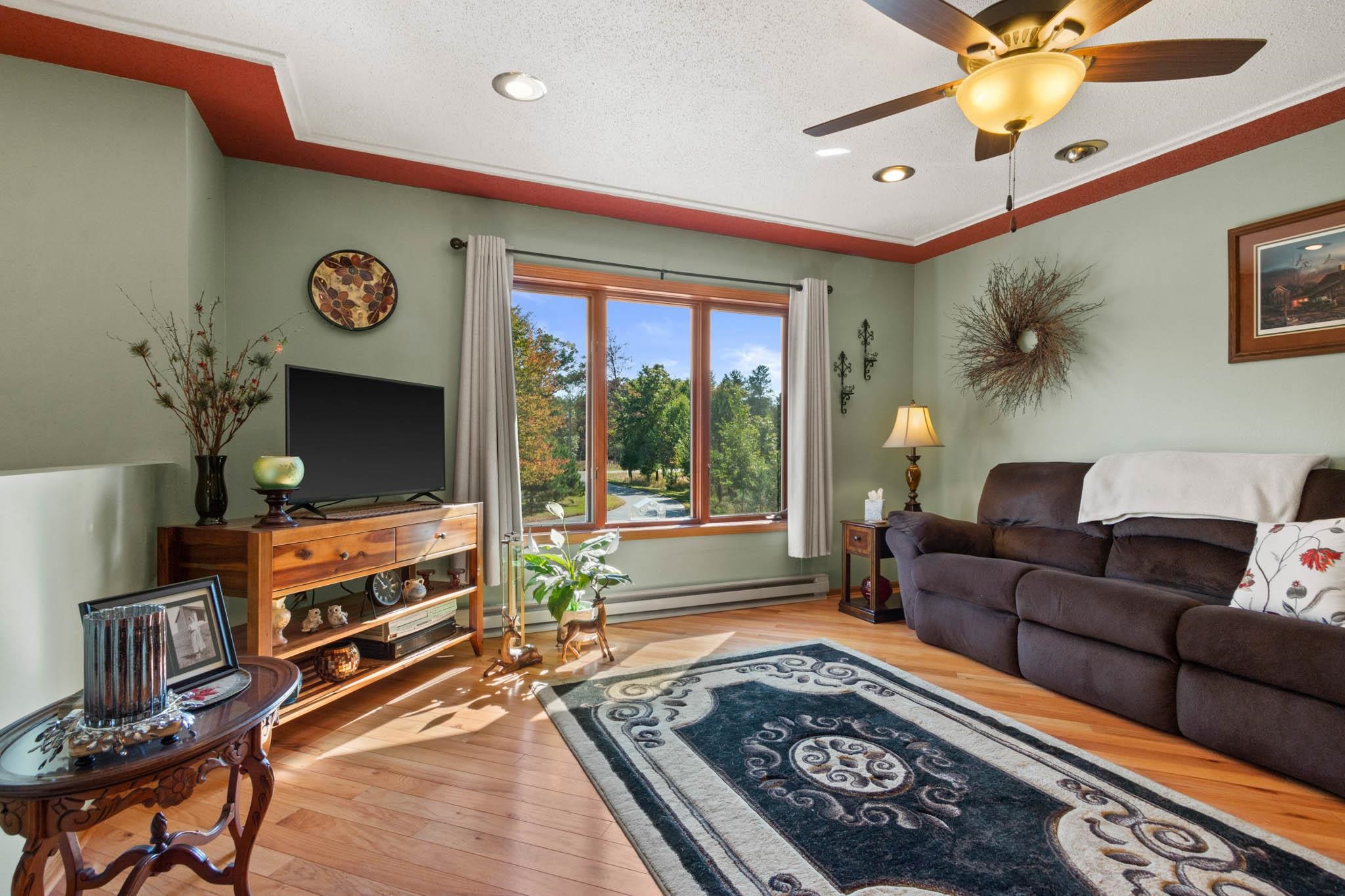 859 6th Avenue Hancock, WI 54943 - Photo 7 of 38