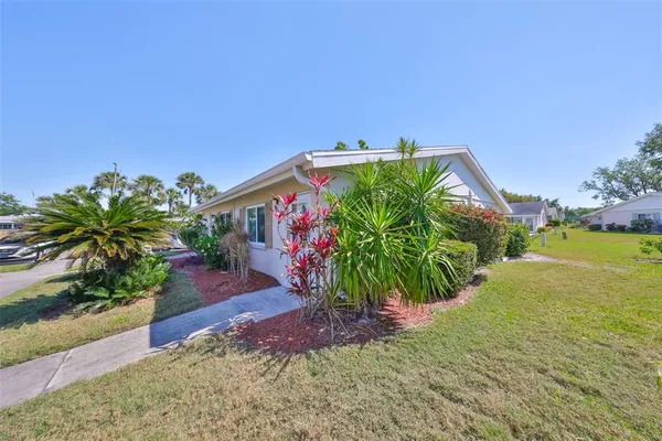 $110,000 | 2202 Clubhouse Drive, Unit 174, Sun City Center, FL 33573