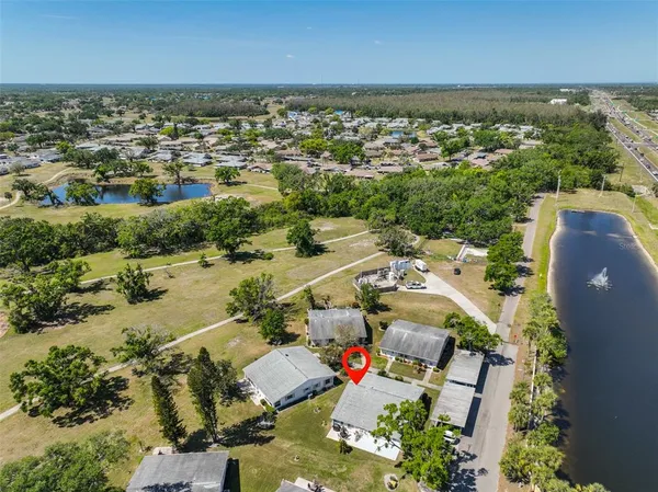 $110,000 | 2202 Clubhouse Drive, Unit 174, Sun City Center, FL 33573