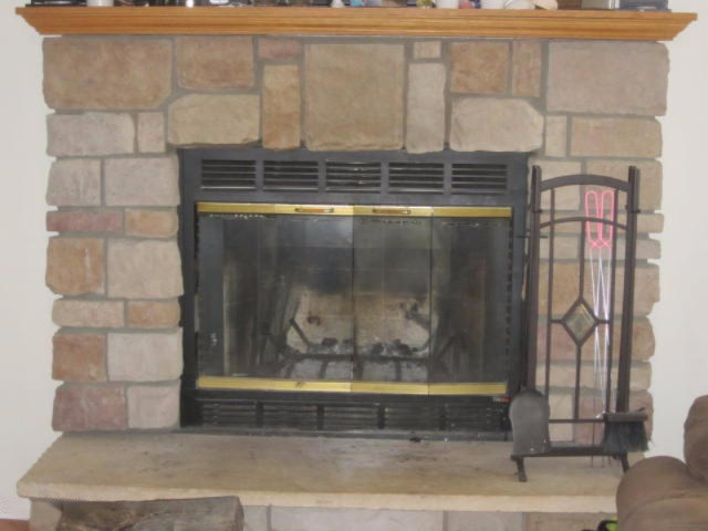 2227 Kemmer Road Manistee, MI 49660 - Photo 8 of 10 Family Room