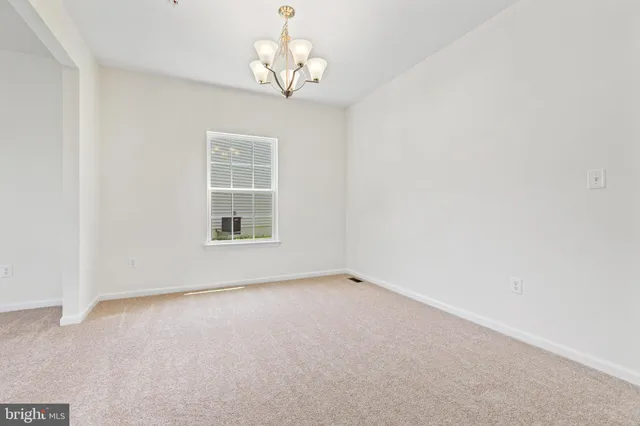 a view of empty room with window