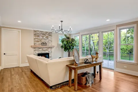 $1,659,900 | 6200 Clarendon Hills Road, Willowbrook, IL 60527