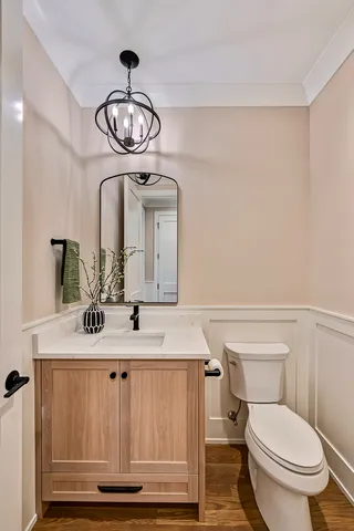 $1,625,000 | 6200 Clarendon Hills Road, Willowbrook, IL 60527