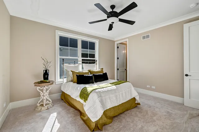 $1,625,000 | 6200 Clarendon Hills Road, Willowbrook, IL 60527