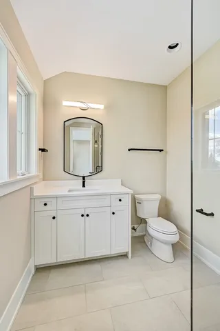 $1,625,000 | 6200 Clarendon Hills Road, Willowbrook, IL 60527