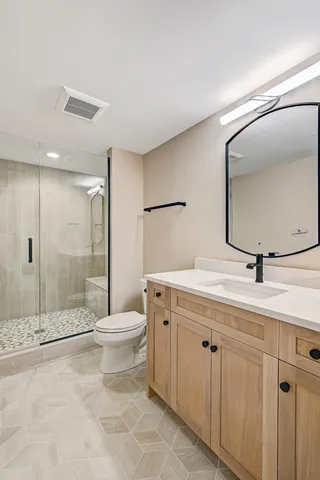 $1,625,000 | 6200 Clarendon Hills Road, Willowbrook, IL 60527