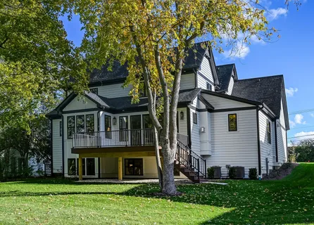 $1,659,900 | 6200 Clarendon Hills Road, Willowbrook, IL 60527