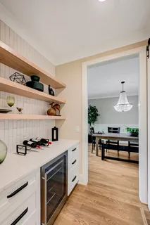 $1,659,900 | 6200 Clarendon Hills Road, Willowbrook, IL 60527