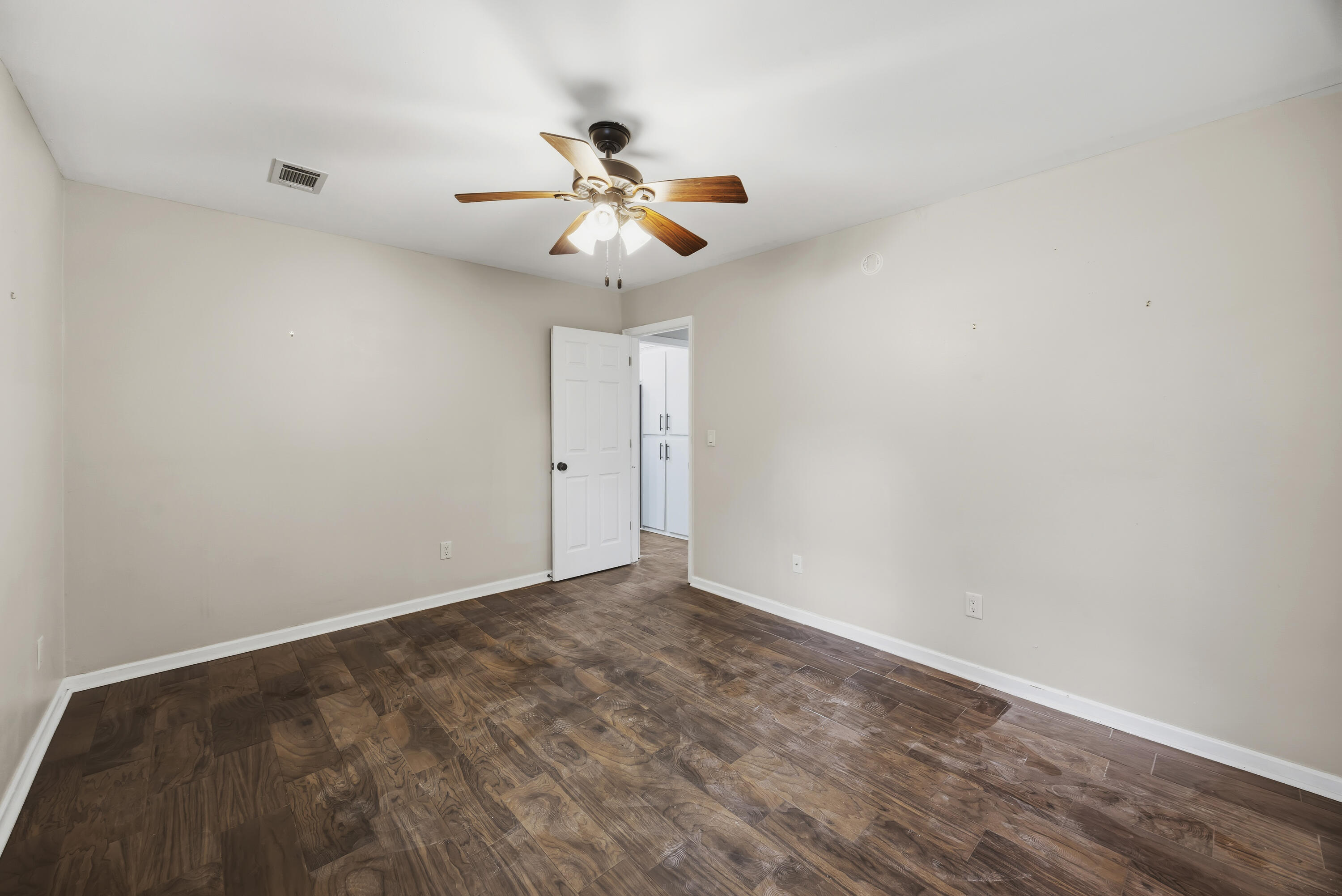 8219 North Ridgebrook Drive Charleston, SC 29420 - Photo 14 of 26 CHS_8380