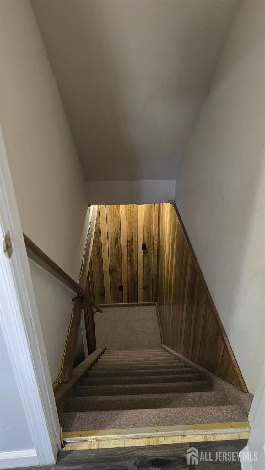 7 Stradford Road Sayreville, NJ 08859 - Photo 28 of 38
