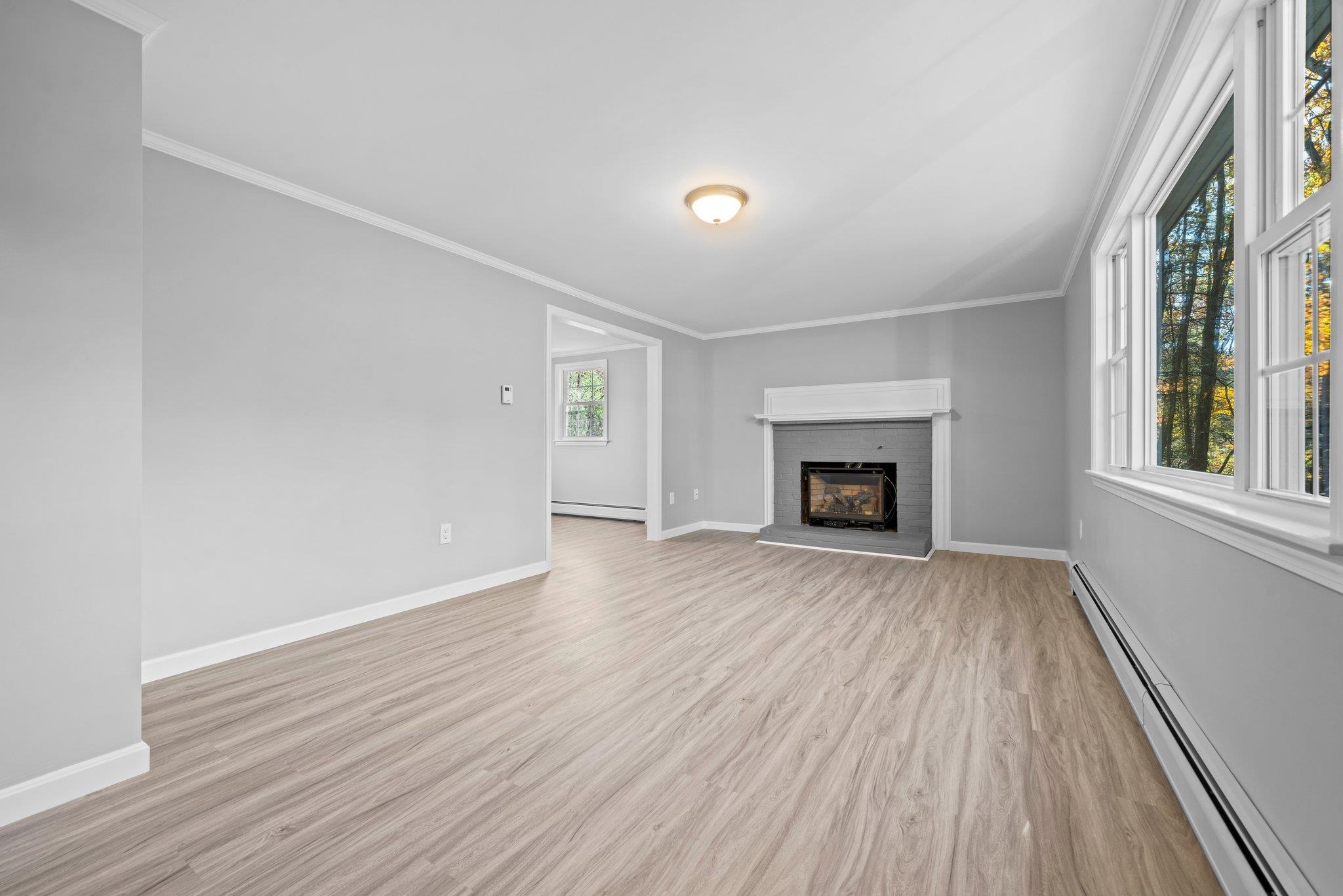 222 High Range Road Londonderry, NH 03053 - Photo 12 of 31