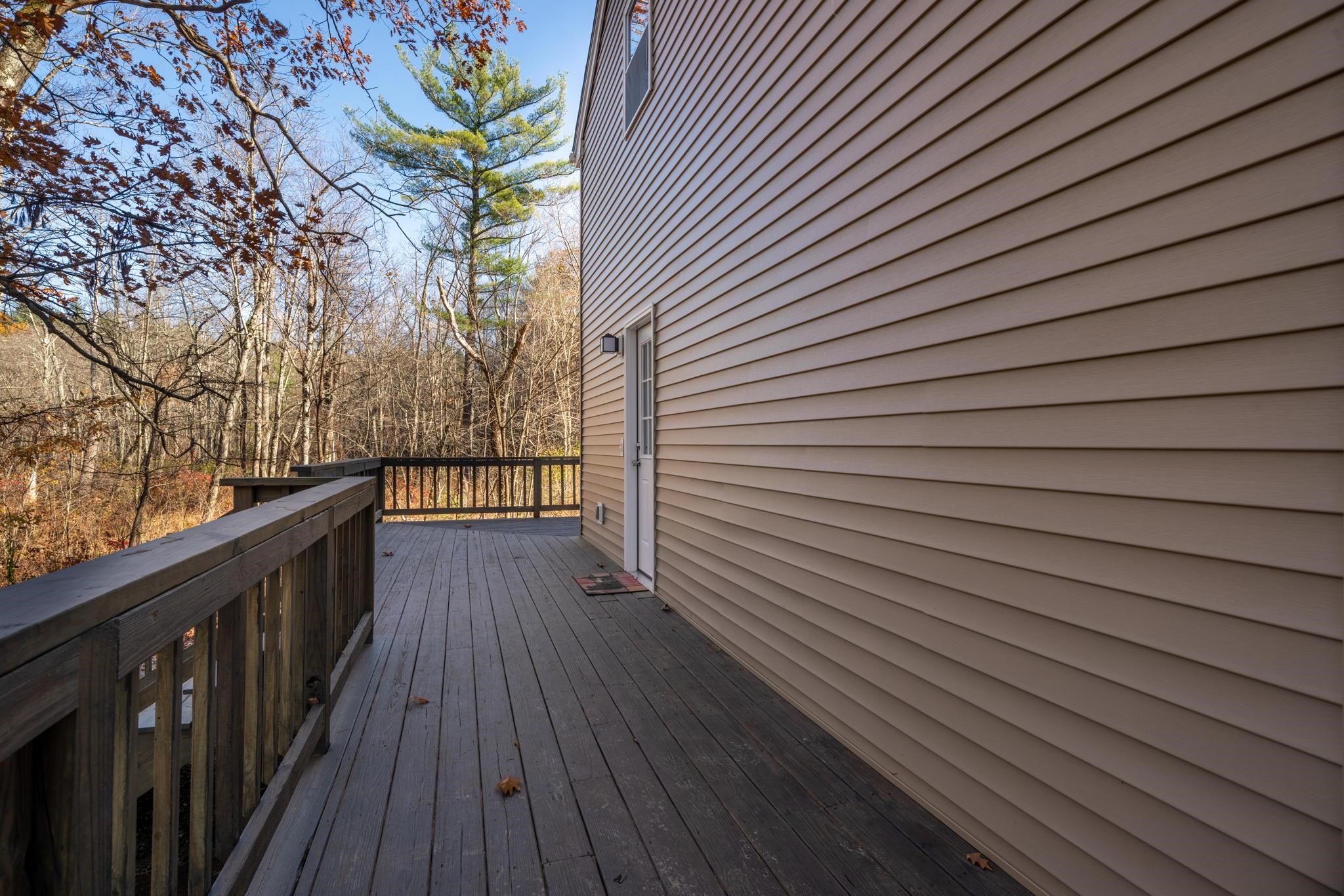 222 High Range Road Londonderry, NH 03053 - Photo 7 of 31