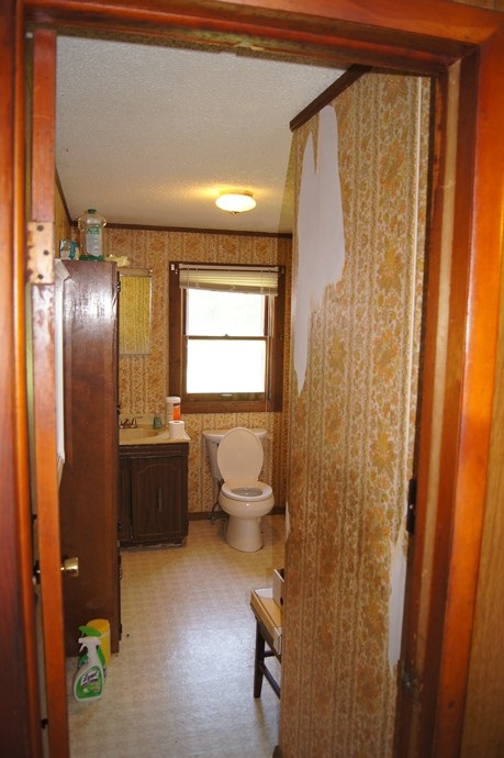 11660 Denzer Road Evansville, IN 47712 - Photo 4 of 13 Gallery Image 4