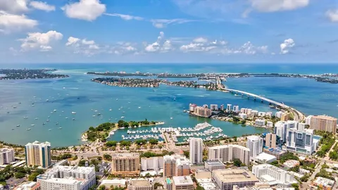 $739,000 | 9312 Tequila Sunrise Drive, Sarasota, FL 34241