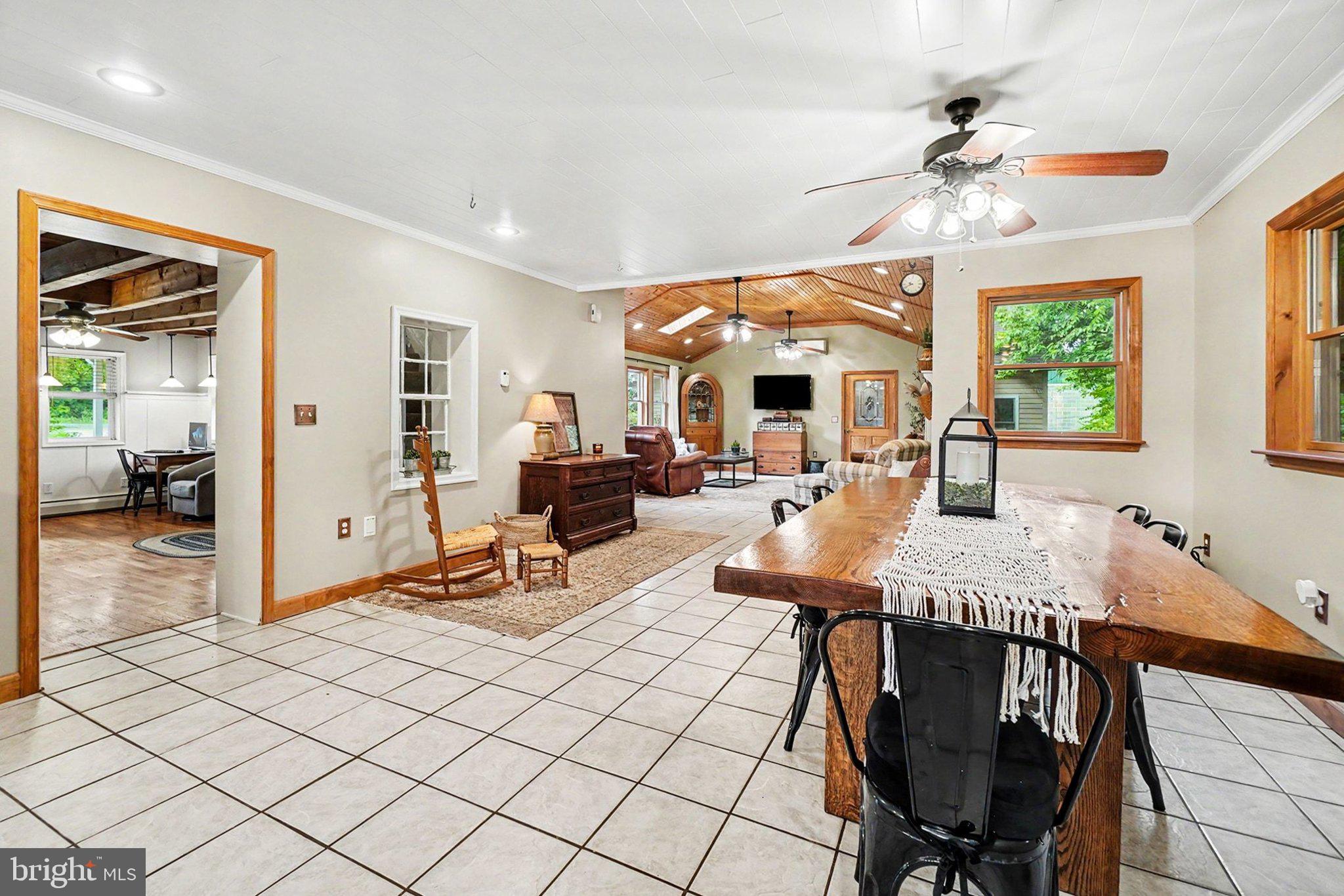 1021 Pine Stump Road Chambersburg, PA 17202 - Photo 5 of 45
