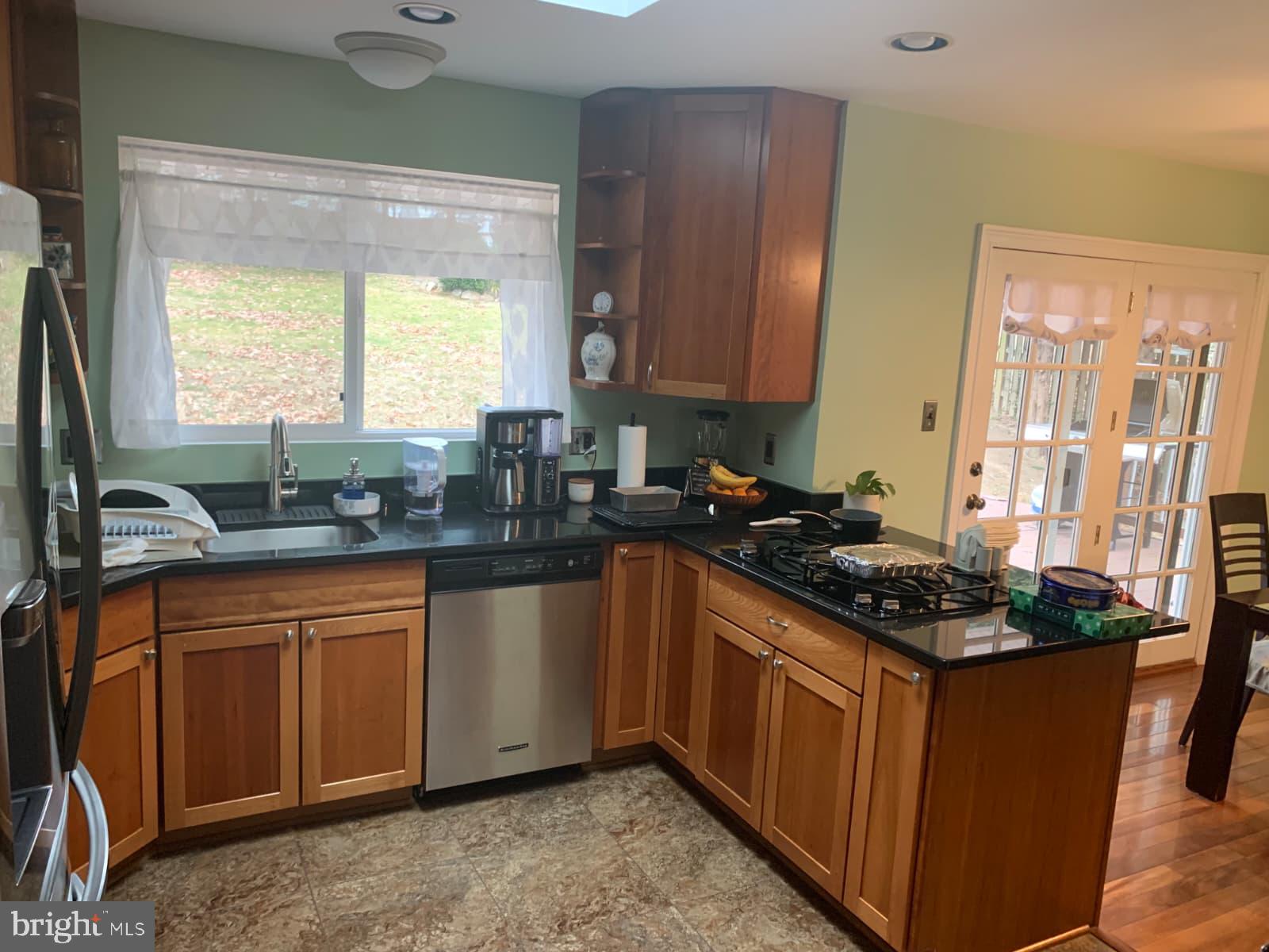 7004 Fitzpatrick Drive Laurel, MD 20707 - Photo 6 of 32