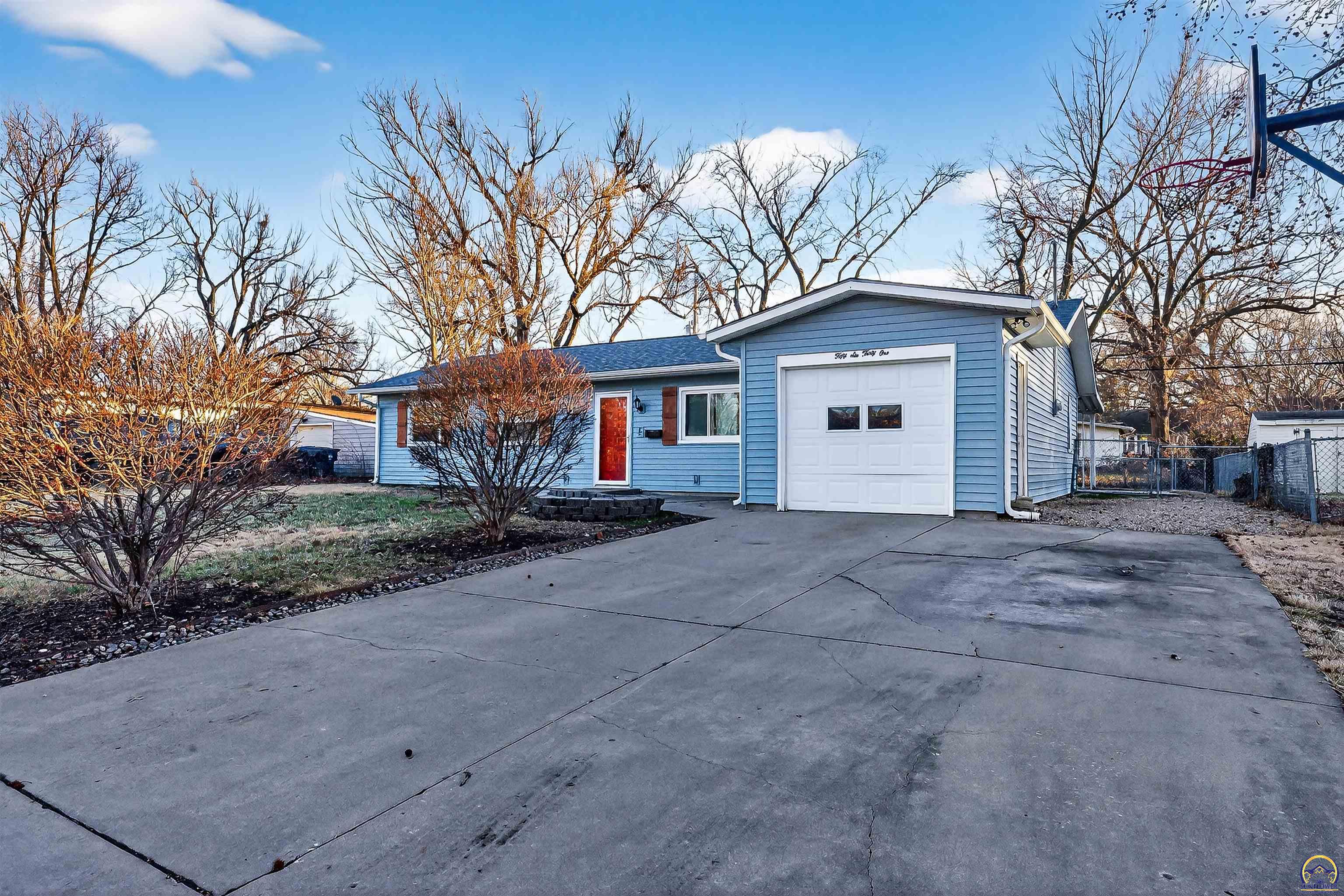 5631 Southwest 17th Terrace Topeka, KS 66604 - Photo 19 of 19