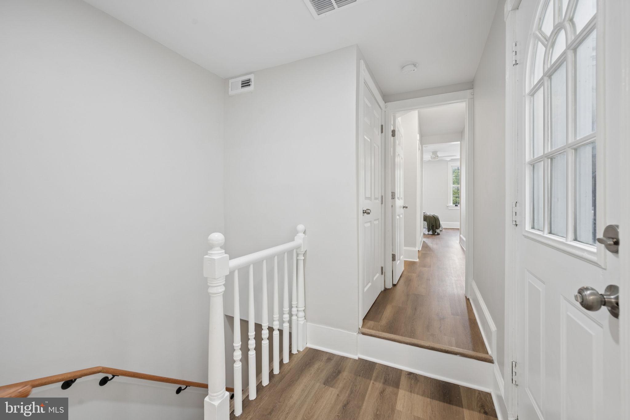 1108 South Clinton Street Baltimore, MD 21224 - Photo 23 of 66 Bright and inviting entryway.