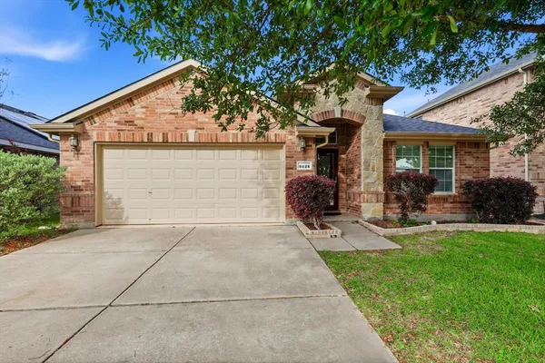 $370,000 | 9125 Rainland Court, Arlington, TX 76002