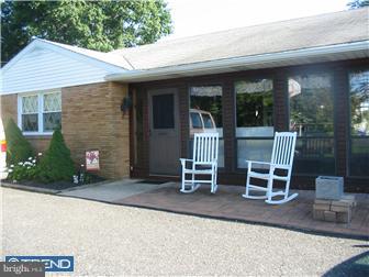 2515 Hillcrest Road Quakertown, PA 18951 - Photo 2 of 12 Gallery Image 2