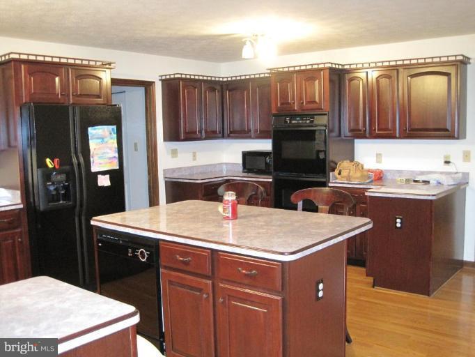 890 Siler Road Winchester, VA 22603 - Photo 5 of 10 Kitchen #2