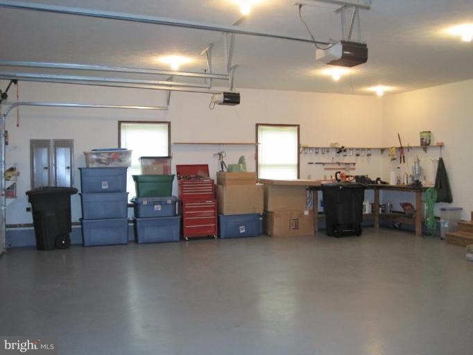 890 Siler Road Winchester, VA 22603 - Photo 10 of 10 Garage 1