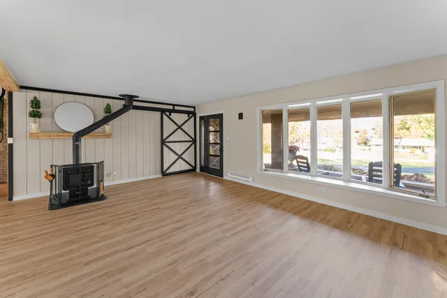 $449,900 | 9510 Knolltop Road, Union, IL 60180