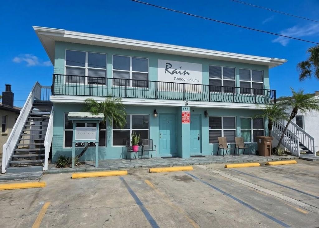 111 145th Avenue, Unit 4 Madeira Beach, FL 33708 - Photo 1 of 16 Gallery Image 1