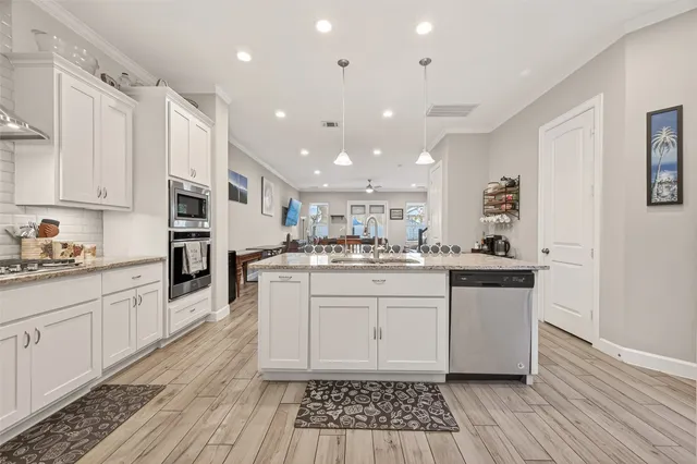 $5,000 | 1914 Shearn Street, Houston, TX 77007