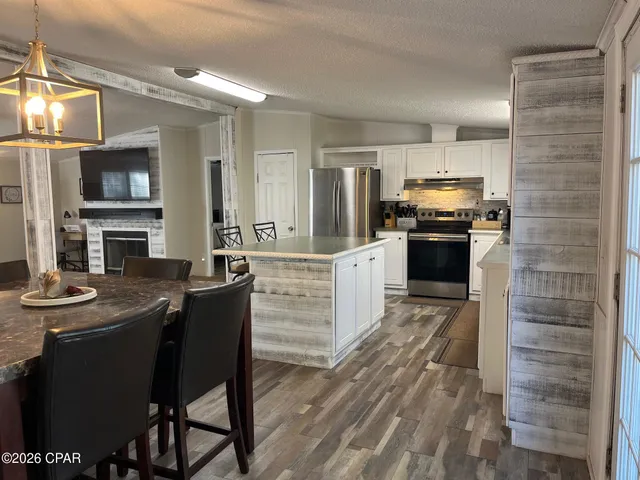 $205,000 | 5894 Jasper Road, Bascom, FL 32423