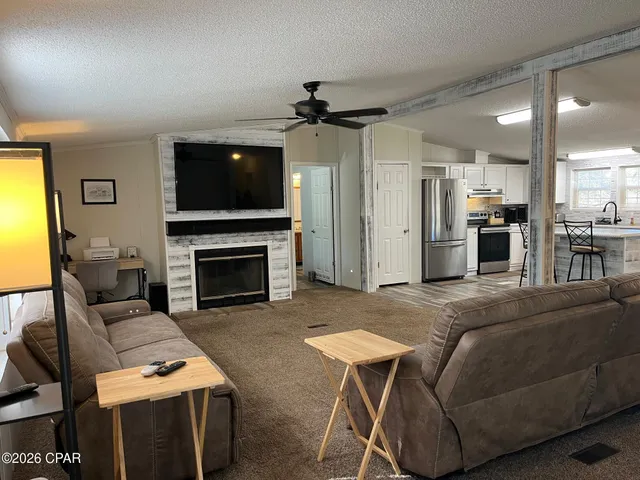 $205,000 | 5894 Jasper Road, Bascom, FL 32423