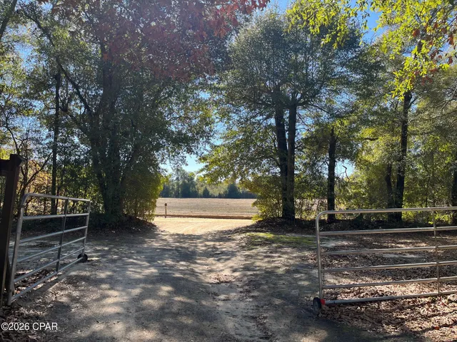 $205,000 | 5894 Jasper Road, Bascom, FL 32423