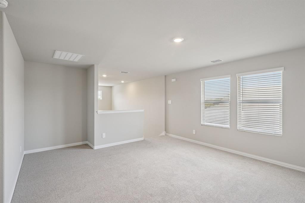 1704 Arches Road Anna, TX 75409 - Photo 25 of 35 Photo is not of the actual home, but is an inspirational photo of builder’s model home and may depict options, furnishings, and/or decorator features that are not included.