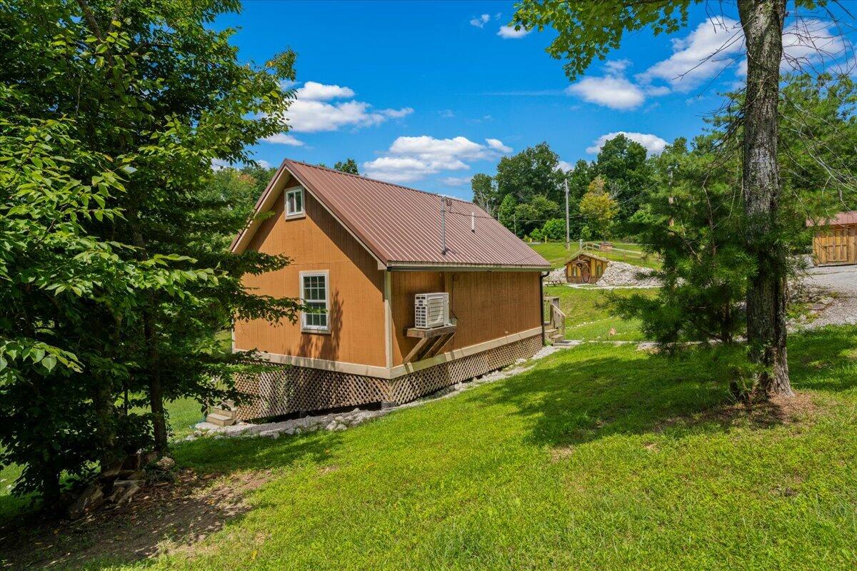 554 Cliffview Road Zoe, KY 41397 - Photo 45 of 74 45-IVA03711