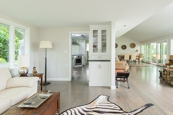 190 Damons Point Road Marshfield, MA 02050 - Photo 13 of 23 a living room with furniture and wooden floor