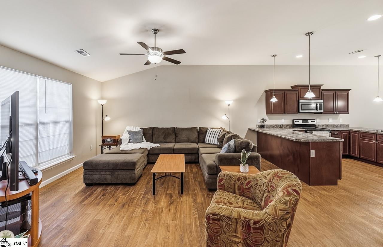 311 Catterick Way Fountain Inn, SC 29644 - Photo 2 of 33 Gallery Image 2