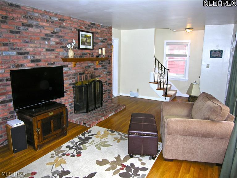 3509 Boynton Road Cleveland Heights, OH 44121 - Photo 6 of 21