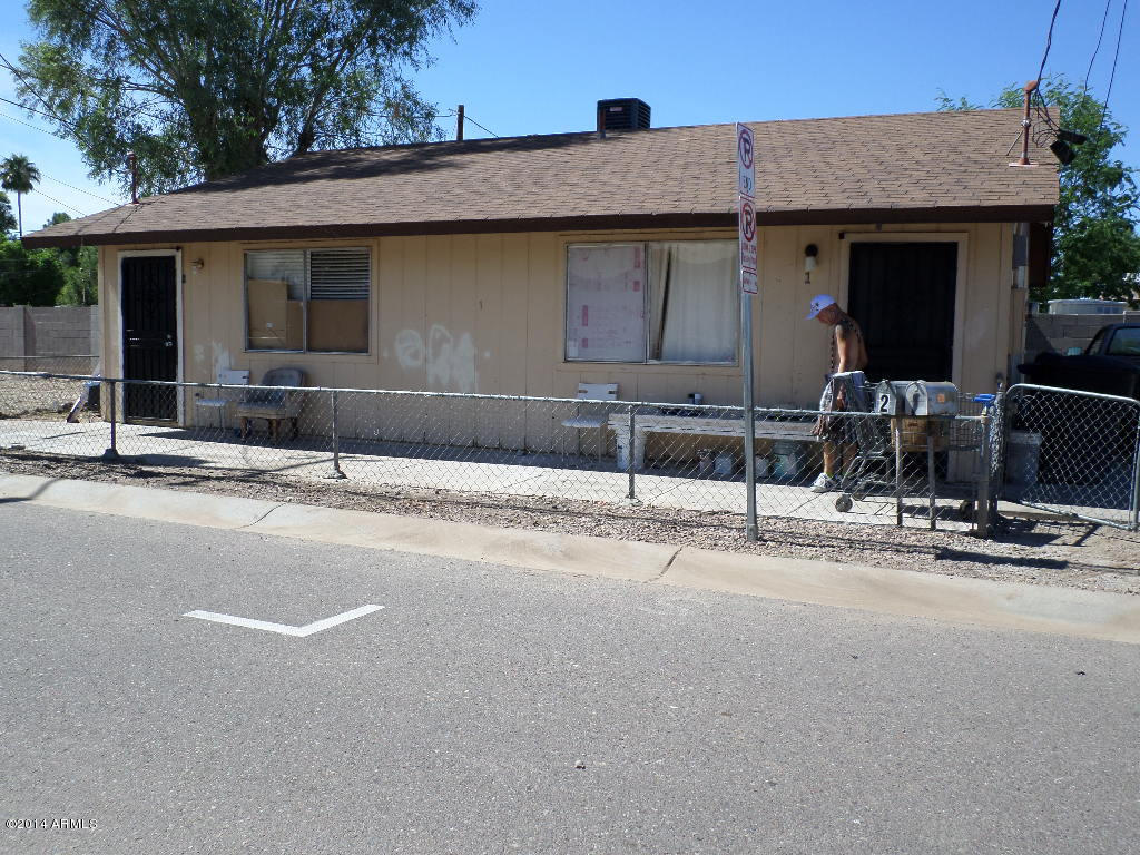 255 West Frye Road Chandler, AZ 85225 - Photo 1 of 4 Duplex Frye 008
