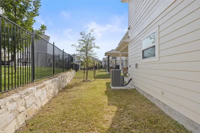 $2,900 | 1012 Legend Milton Lane, Austin, TX 78748