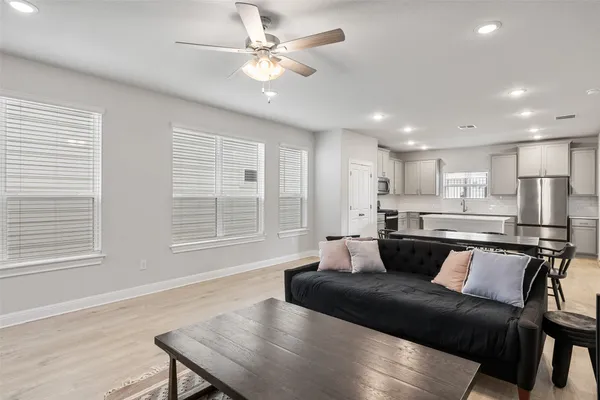 $2,695 | 1012 Legend Milton Lane, Austin, TX 78748