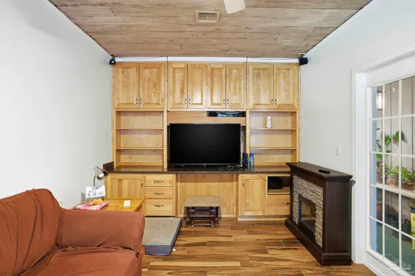 $349,999 | 4708 Dean Drive, Pace, FL 32571