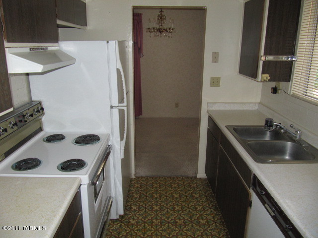 660 East River Road, Unit R Tucson, AZ 85704 - Photo 4 of 14