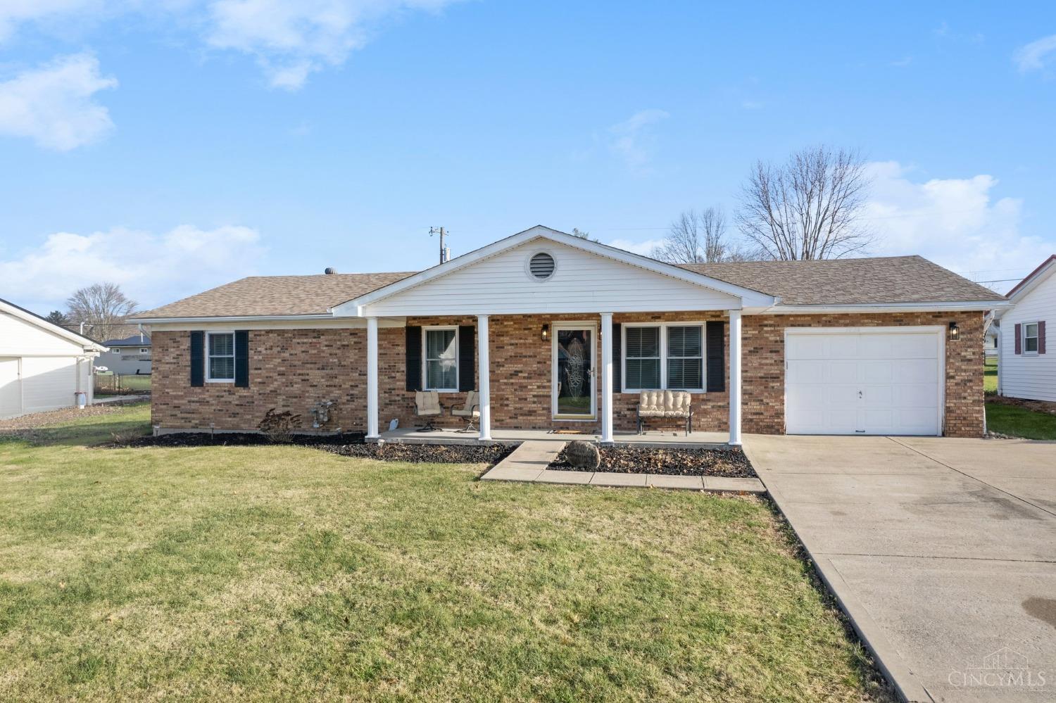 1734 Christopher Road Aberdeen, OH 45101 - Photo 1 of 33